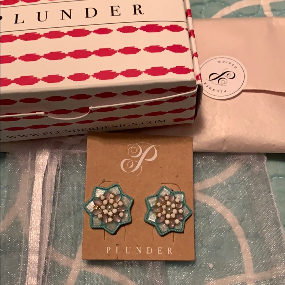 Plunder earrings
